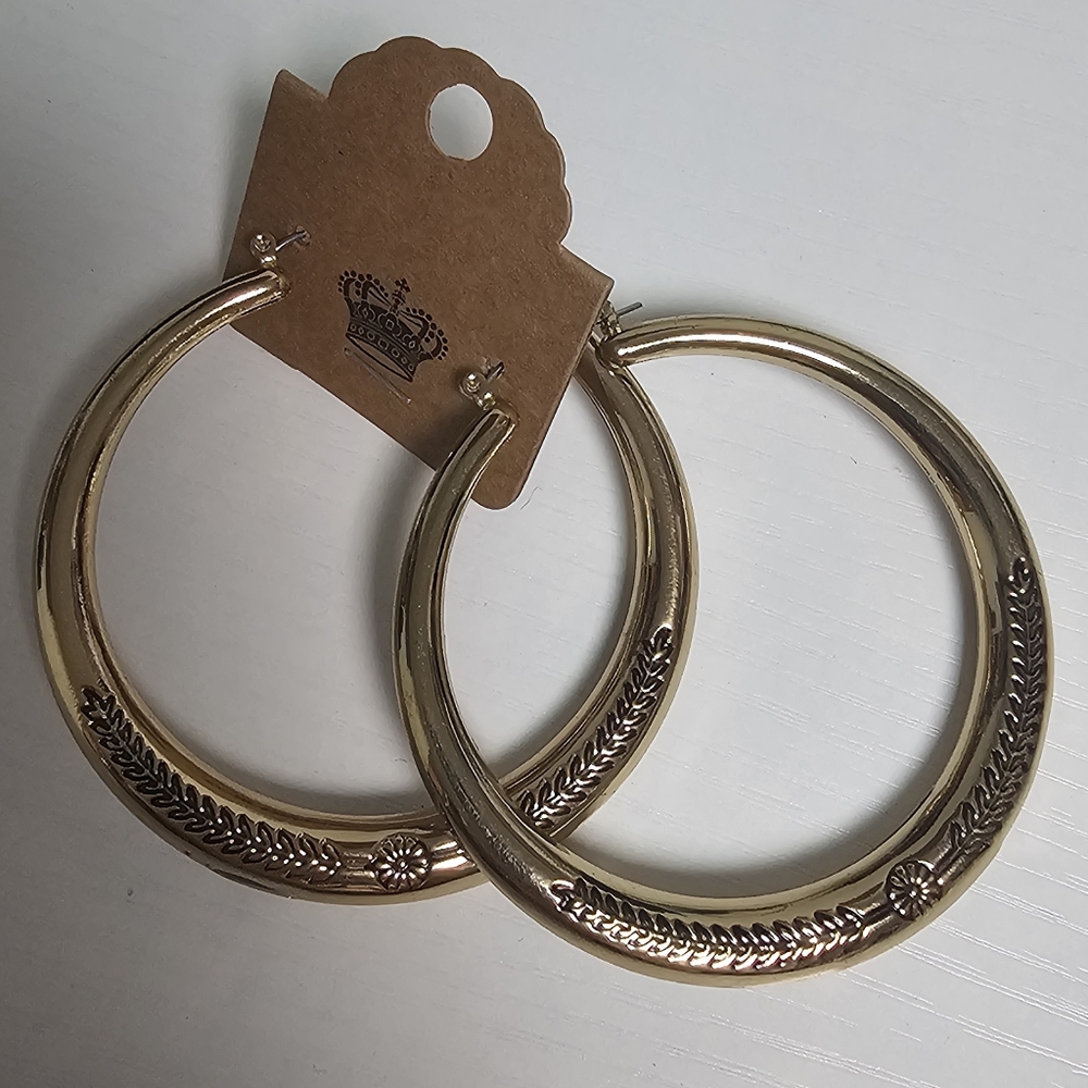 Elegant Gold‎ Hoop Earrings